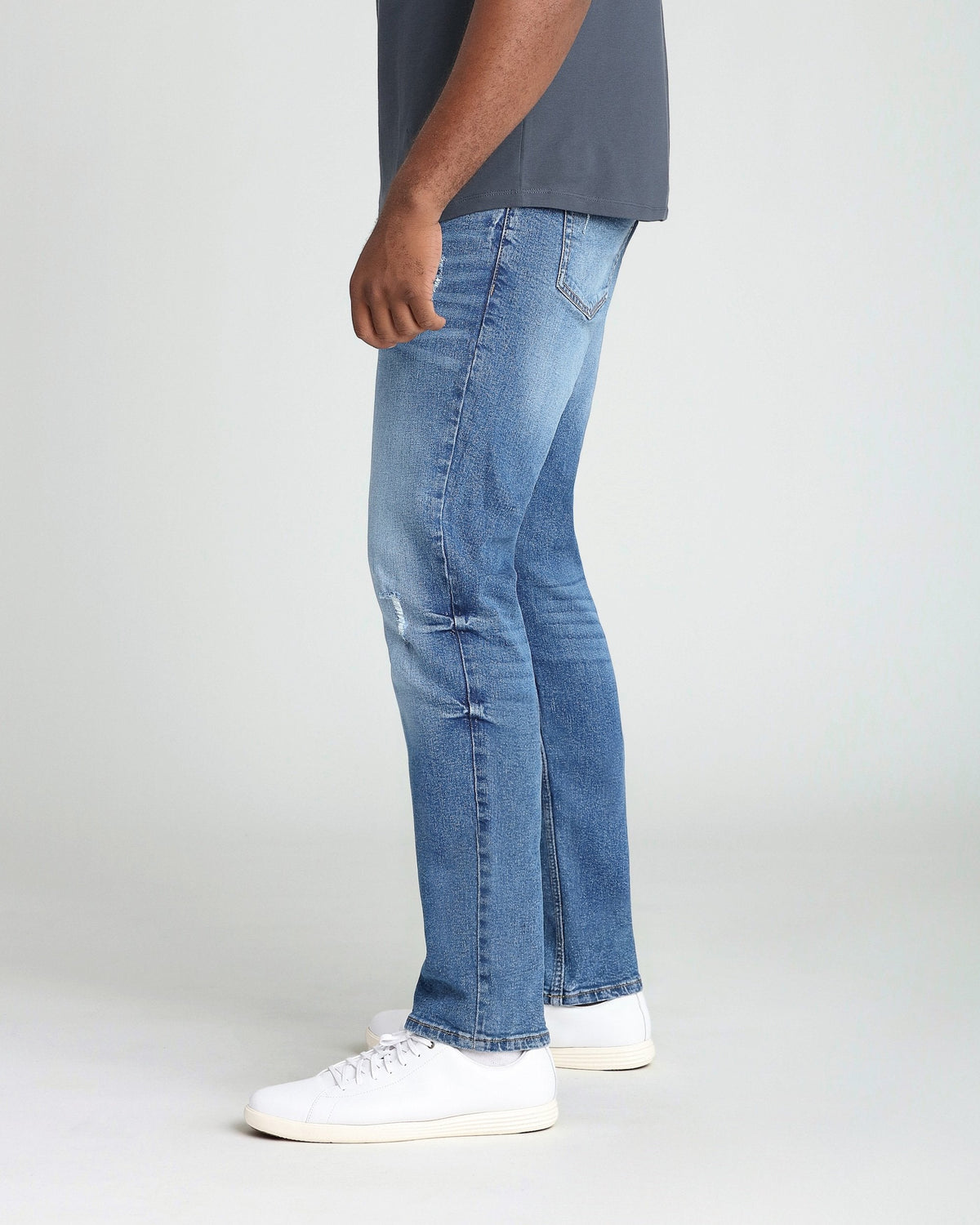 Athletic Fit / Glacier (Ripped - Med Blue)