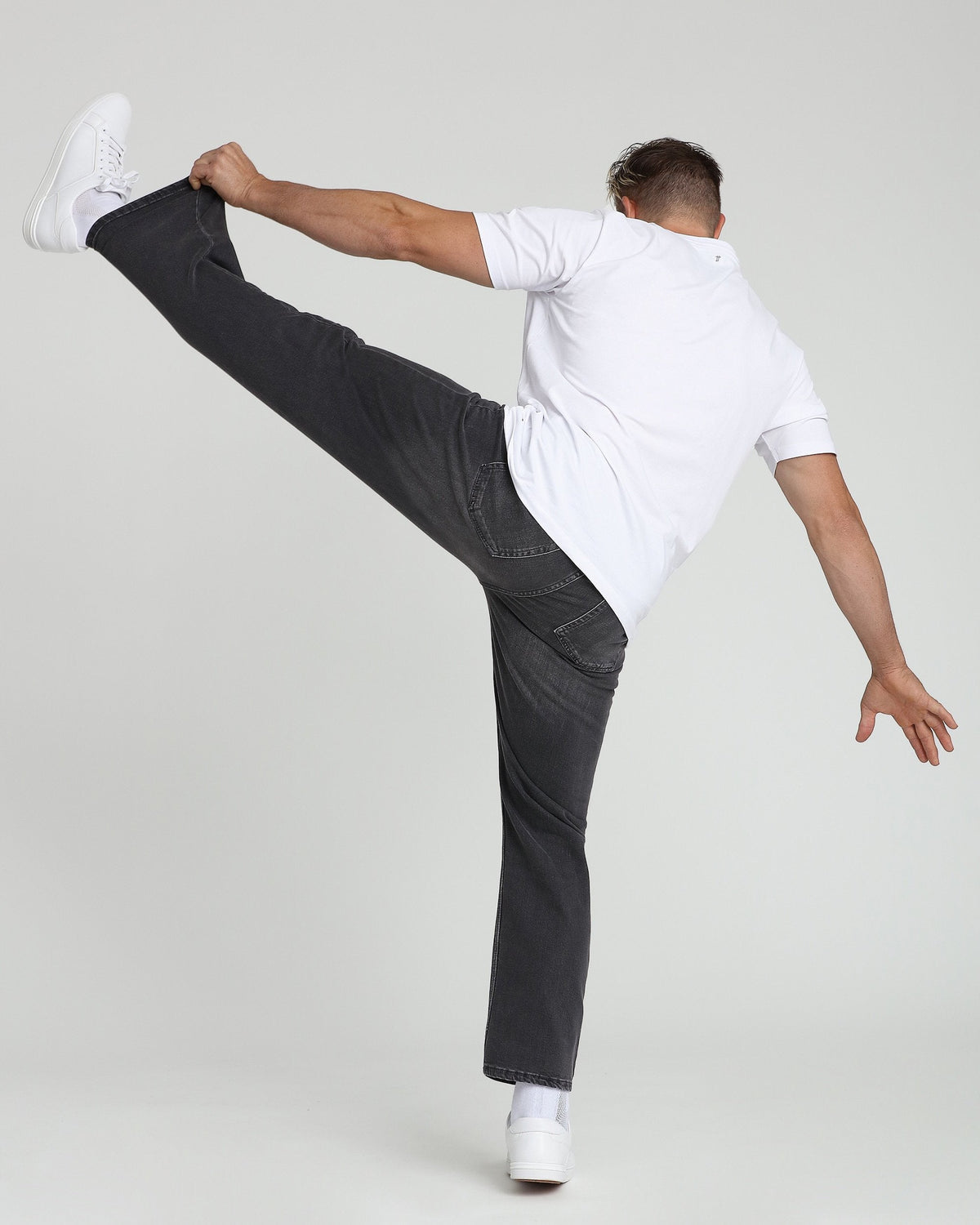 Organic Crew Neck T-Shirt (Relaxed Fit) / White