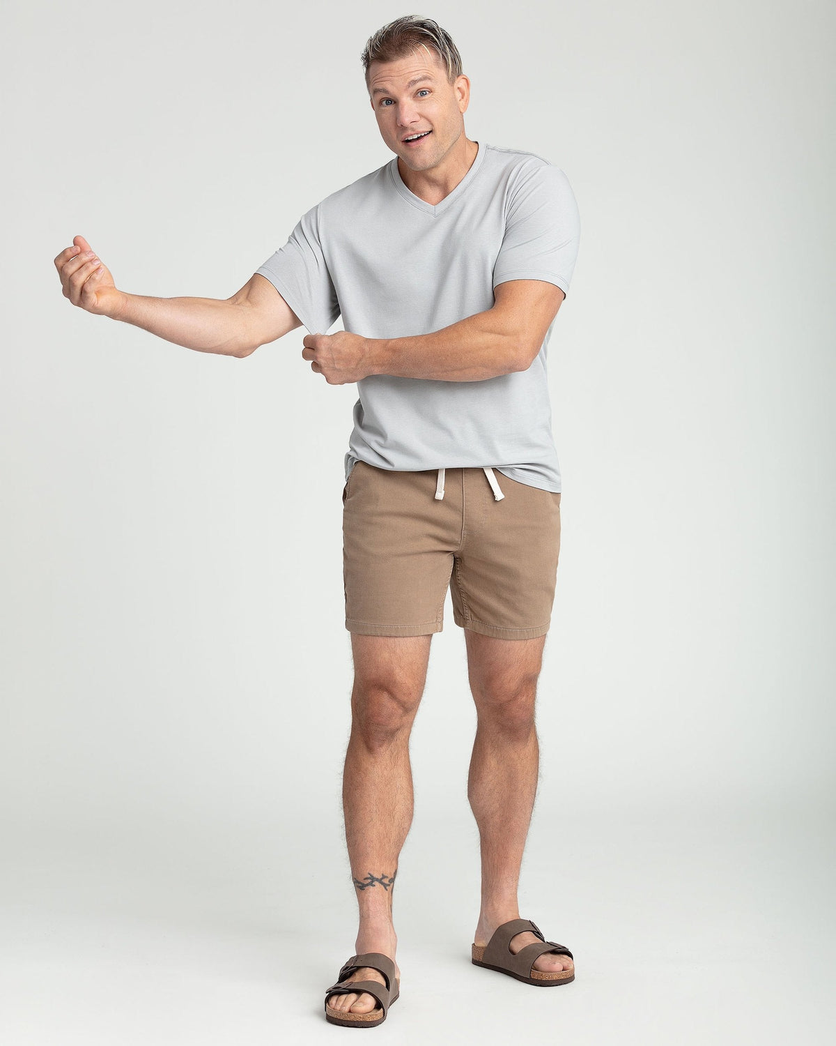Organic V-Neck T-Shirt (Slim Fit) / Light Grey