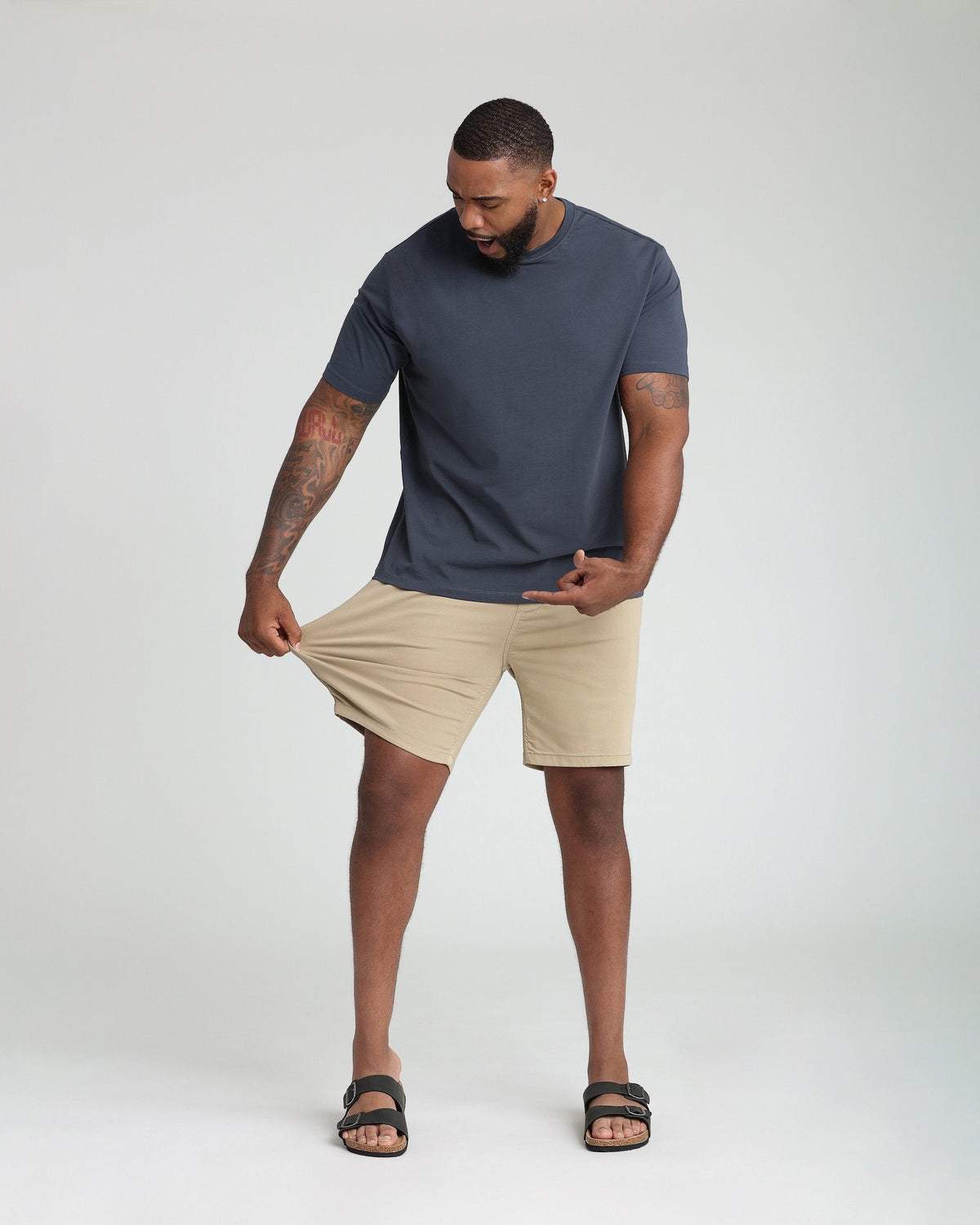 Everyday Comfort Shorts (Athletic Fit) / Light Khaki