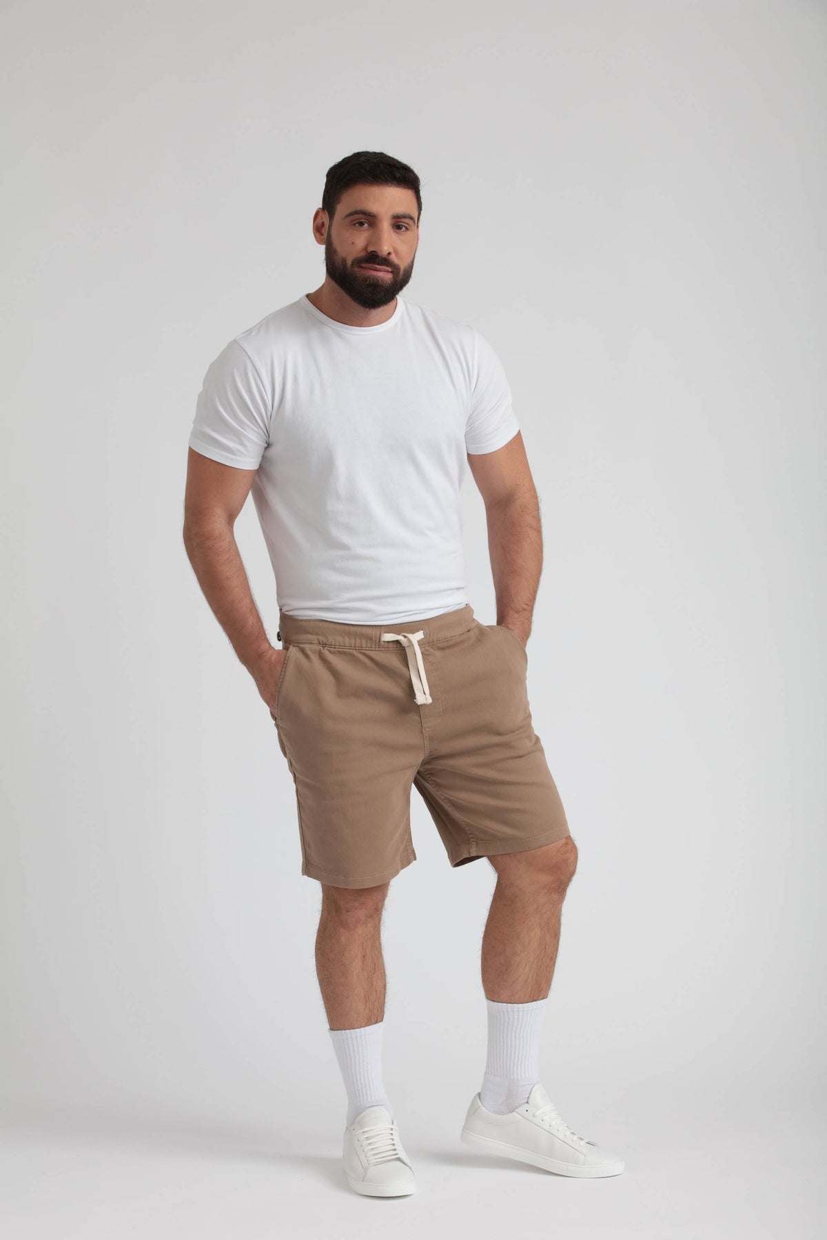 Everyday Comfort Shorts (Athletic Fit) / Dark Khaki & Navy