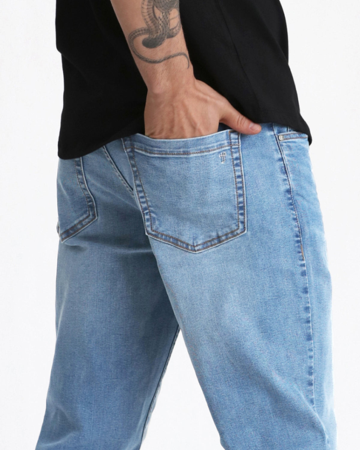 Athletic Fit / Joker (Light Indigo)