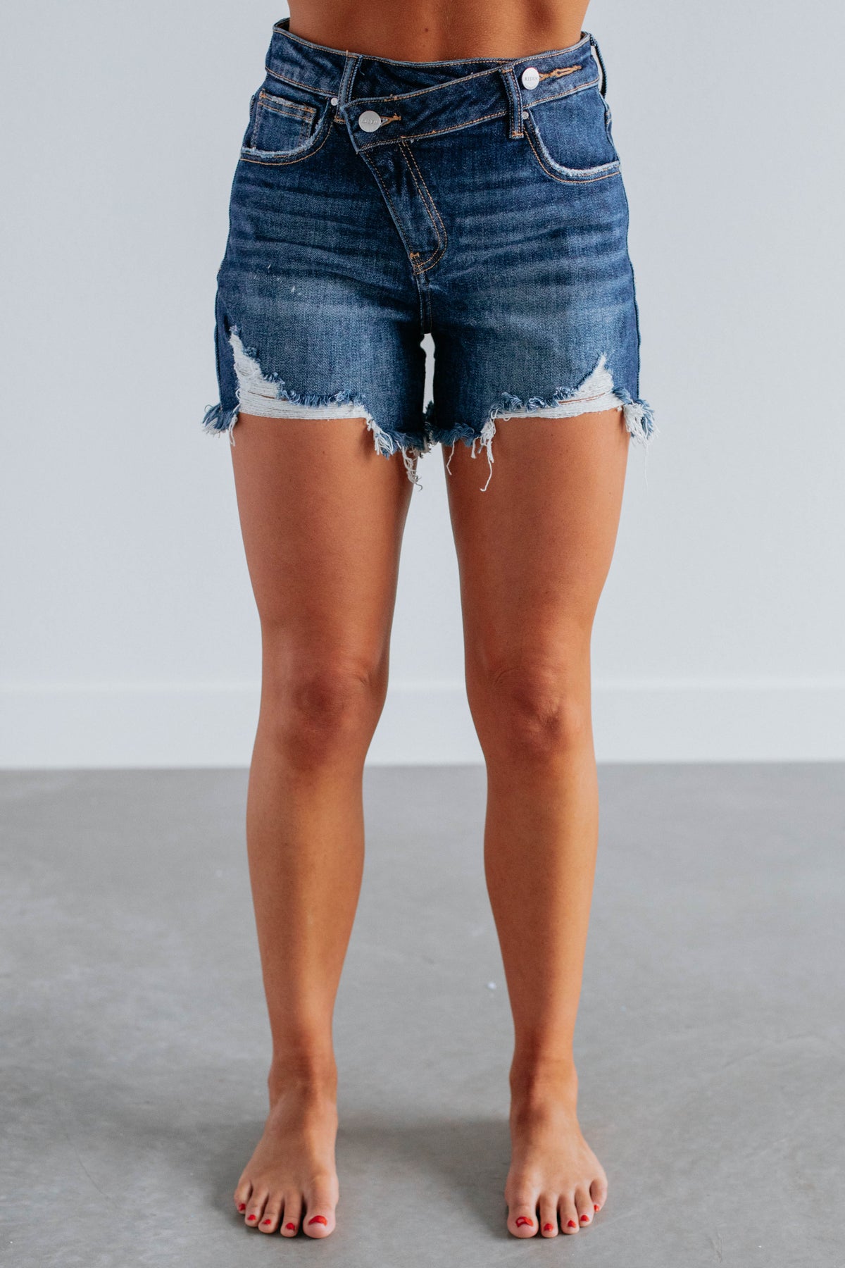 Aliyah Risen Shorts - Dark Wash