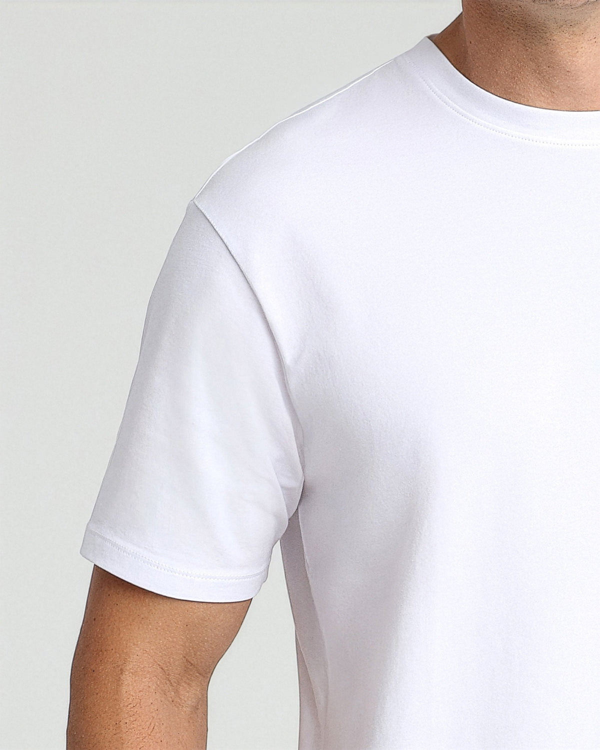Organic Crew Neck T-Shirt (Relaxed Fit) / White